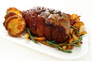 Roast beef with vegetables that you can cook in your Breville Smart Oven Pro.
