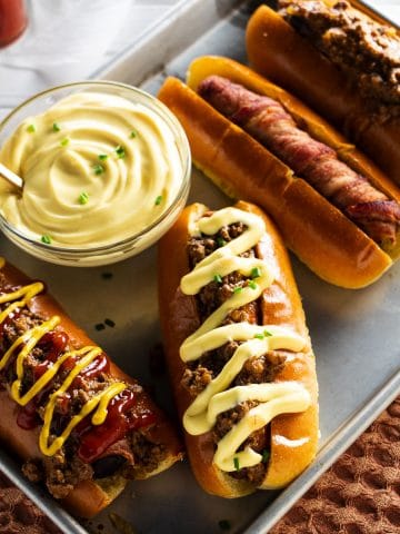 This the featured image for our bacon-wrapped chili dogs
