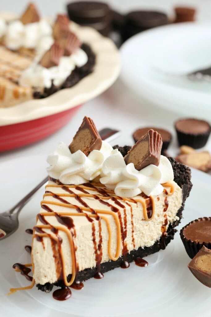 No-bake peanut butter pie Love Bakes Good Cakes.