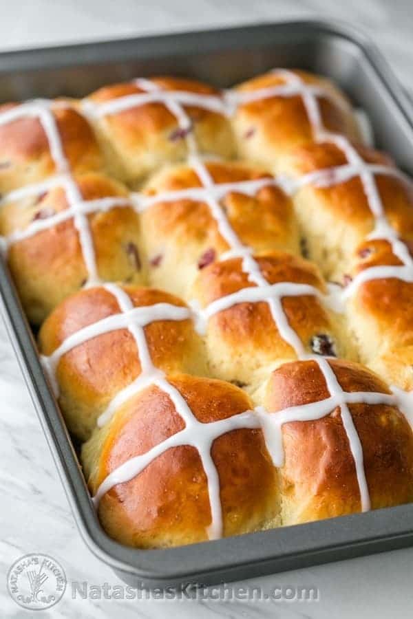 Hot cross buns from Natasha's Kitchen.