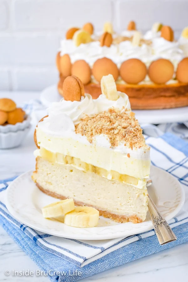 Banana pudding cheesecake from Inside Bru Crew Life.