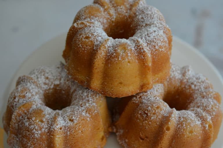 Mini cream cheese pound cakes from Sweet Things By Lizzie.