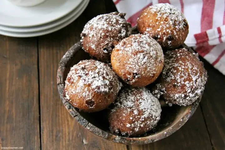 Image of Canolli ricotta fritters from Snappy Gourmet.