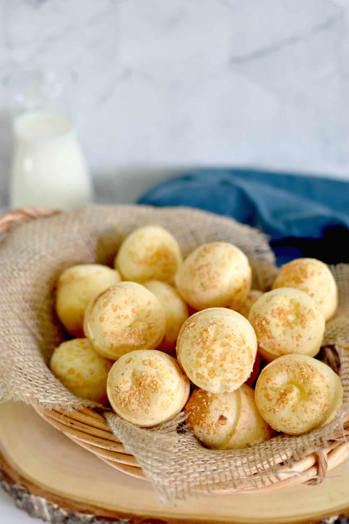 Cheesy Brazilian in a wicker basket.