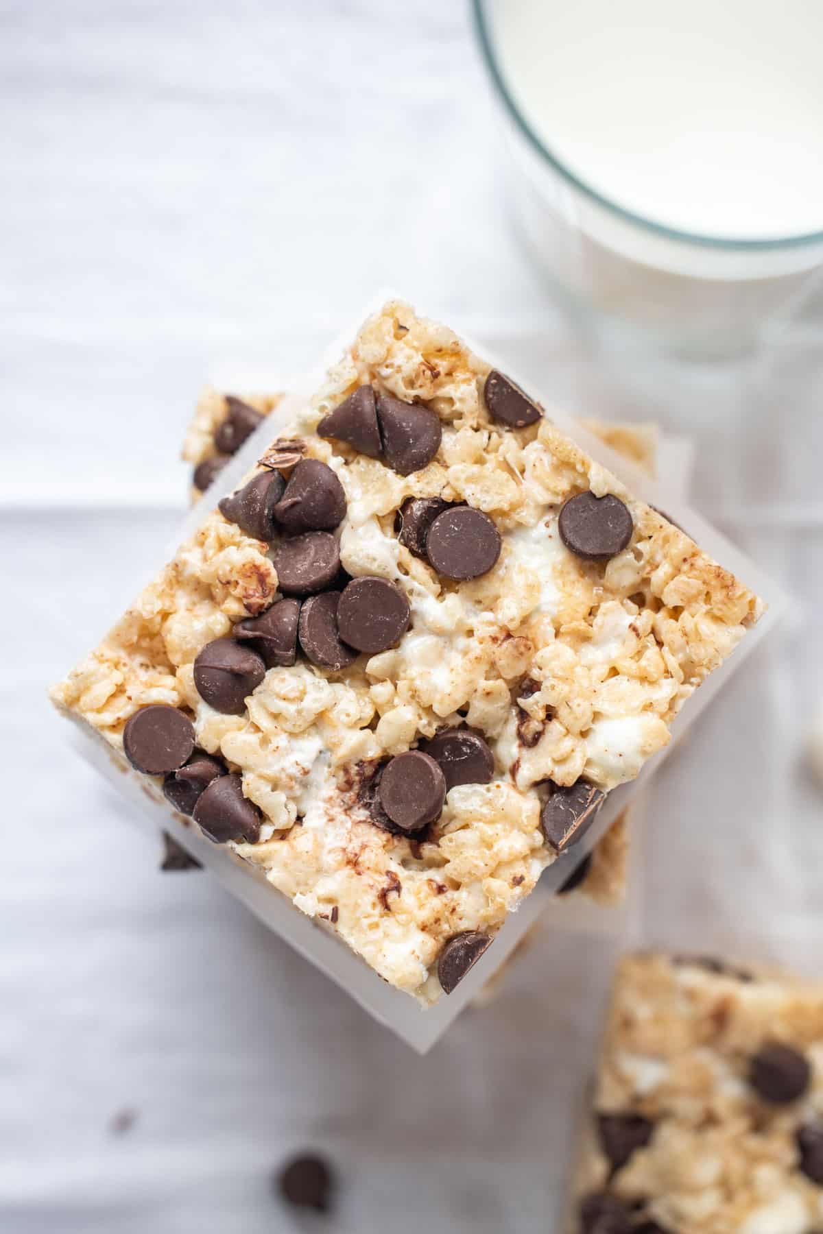 Stack of chocolate chip rice krispie treats.