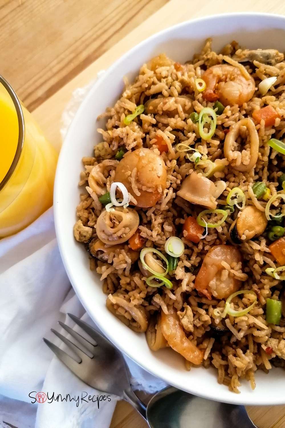 Fried rice with seafood in a bowl.