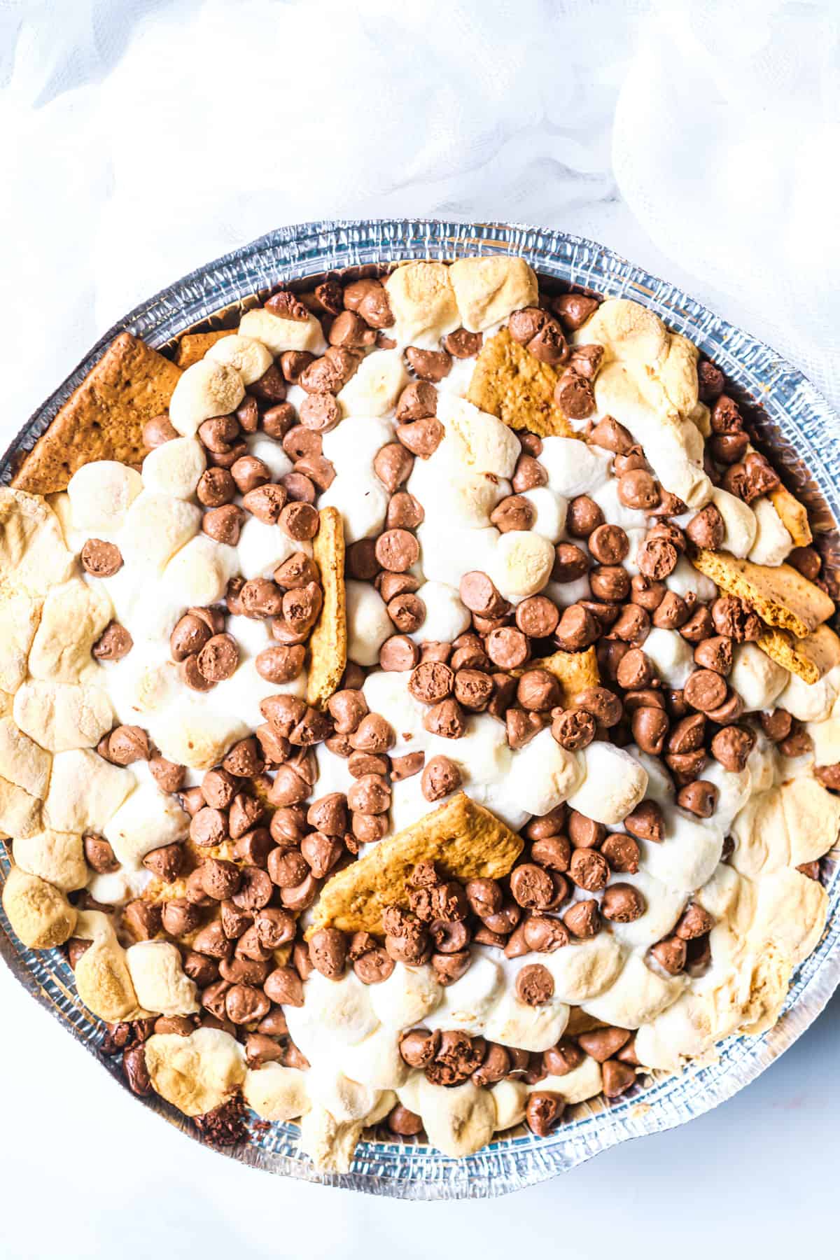 Bright image of s'mores nachos.