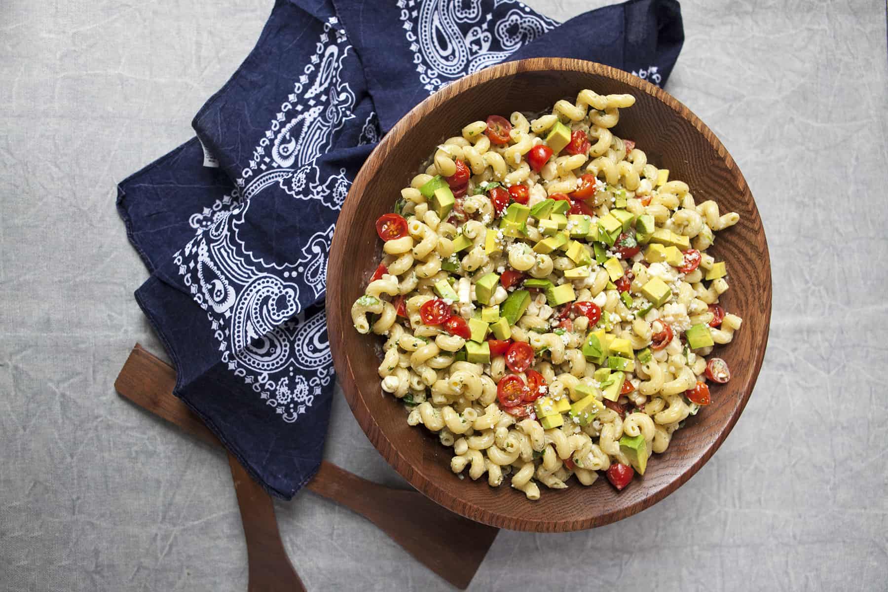 Southwest jalapeno ranch pasta salad in a wooden bowl.