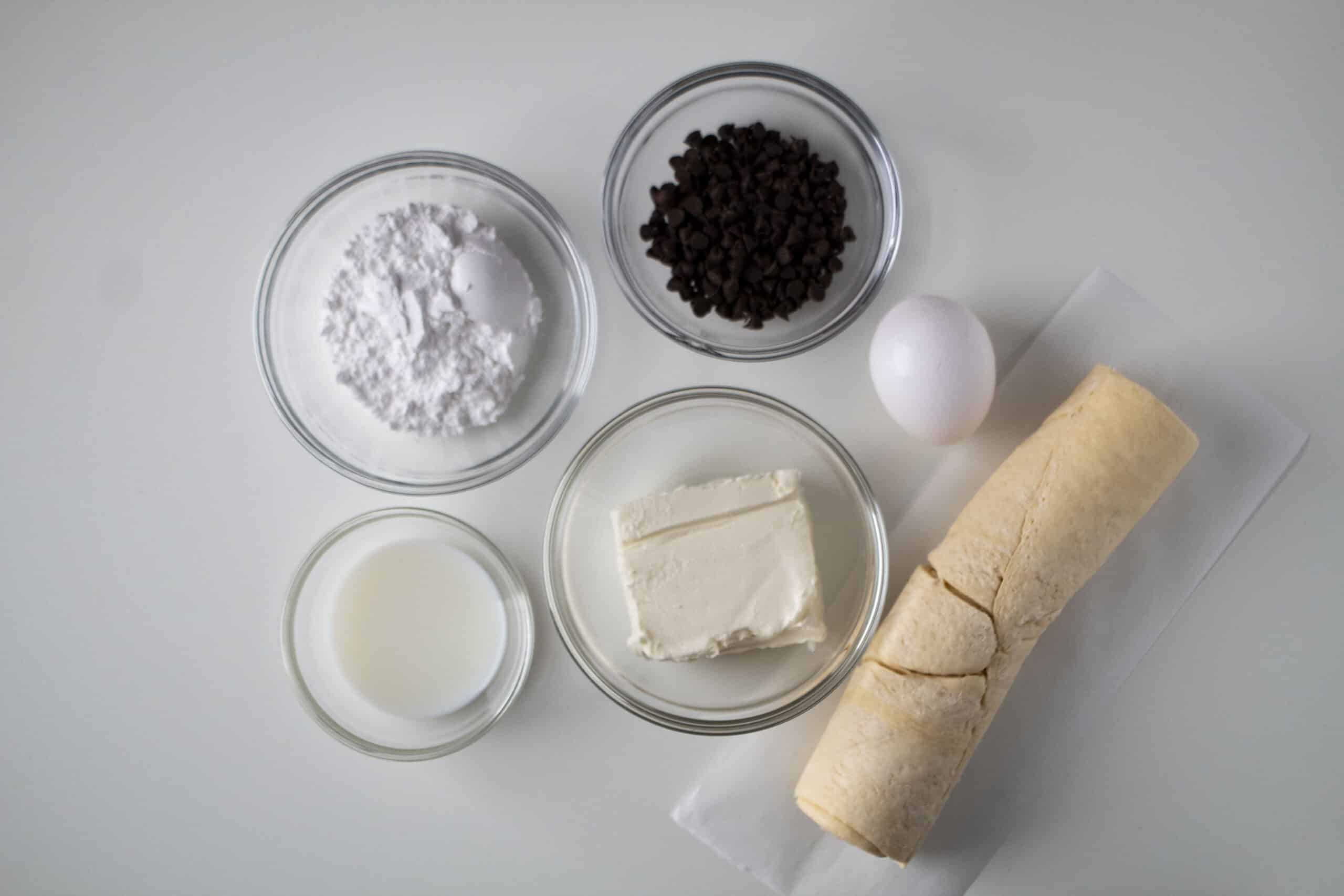 Ingredients for air fryer chocolate cheesecake croissants.