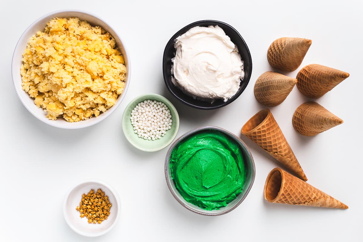 Ingredients for Christmas tree cake pops.